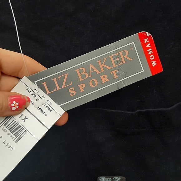 🍀3/15 🆕️Liz Baker Sport Vintage Athletic Tee-shirt - Picture 4 of 5